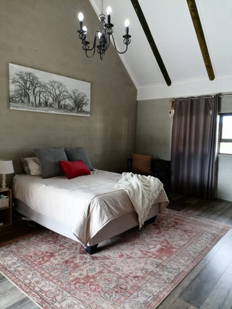 4 Bedroom Property for Sale in Albertinia Western Cape